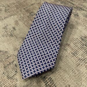 J.Mc Laughlin 100% Silk tie 59"x3.5" Navy and White Geometric Pattern Tie